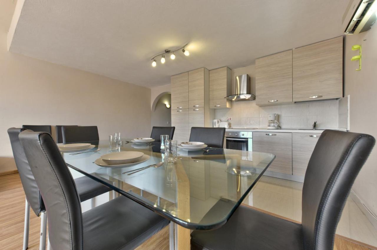 Spinola Court - Stunning Seaview Apartment & Penthouse On Spinola Bay By Shortletsmalta Saint Julian's Exterior foto