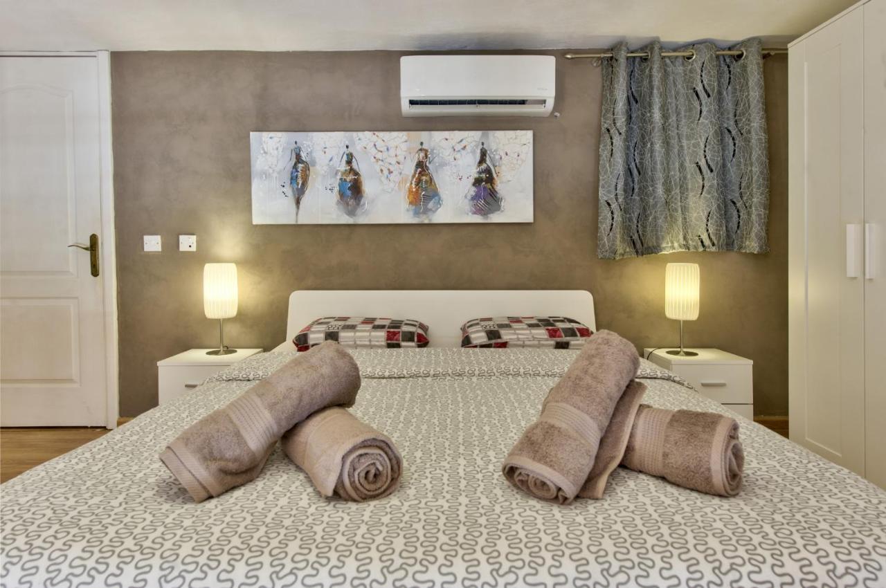 Spinola Court - Stunning Seaview Apartment & Penthouse On Spinola Bay By Shortletsmalta Saint Julian's Exterior foto