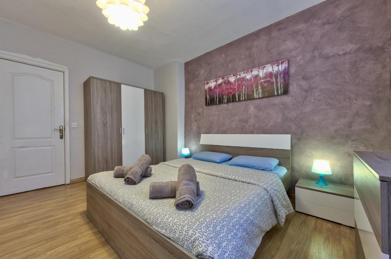 Spinola Court - Stunning Seaview Apartment & Penthouse On Spinola Bay By Shortletsmalta Saint Julian's Exterior foto